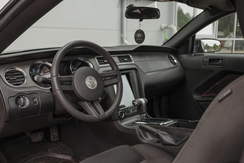 Ford - Mustang - pic10