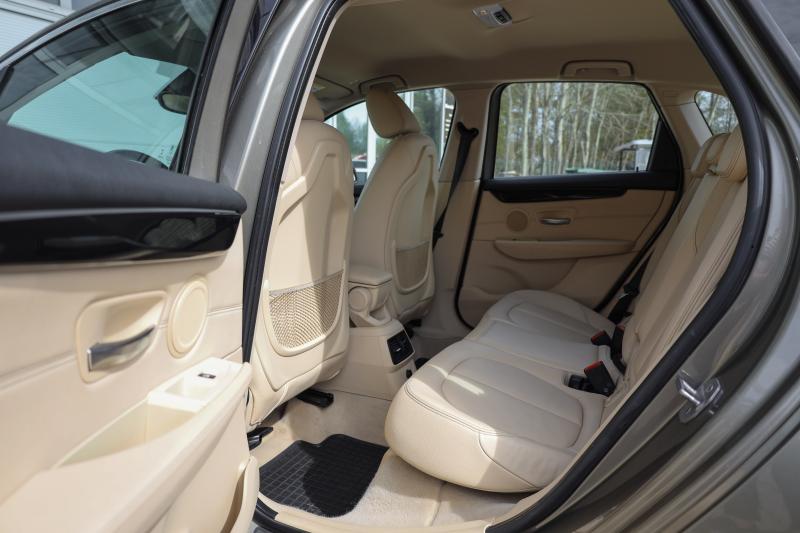BMW - 218 - pic15