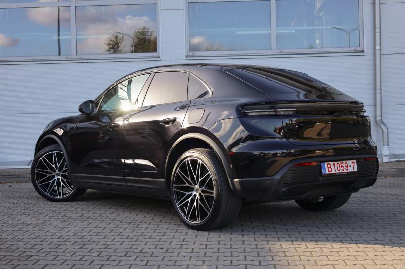 Porsche - Macan - pic6