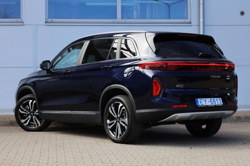 Skywell - ET5 - pic5