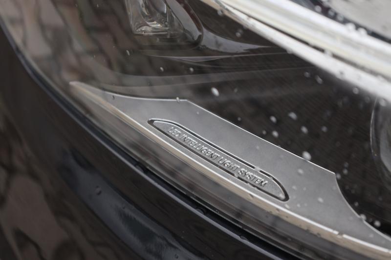 Mercedes-Benz - V250 - pic3
