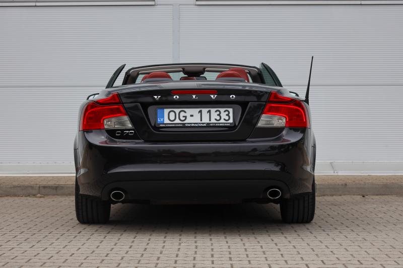 Volvo - C70 - pic7