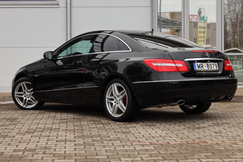 Mercedes-Benz - E350 - pic5
