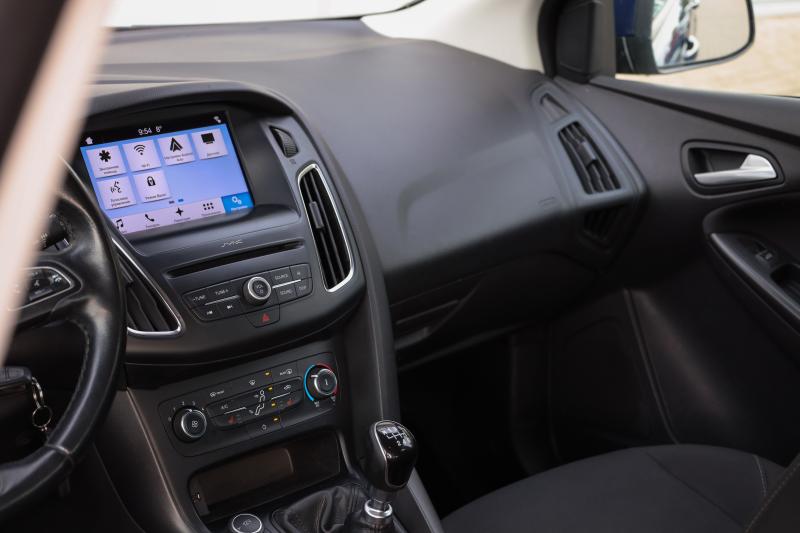 Ford - Focus - pic10