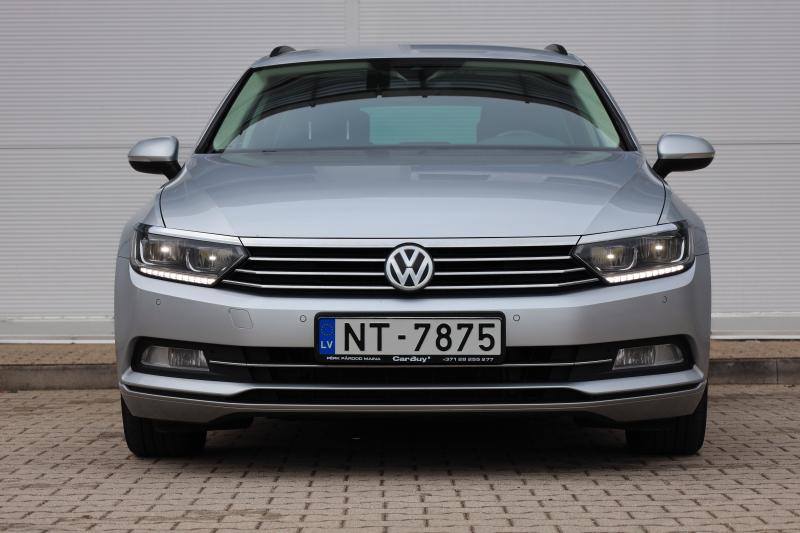 Volkswagen - Passat - pic2