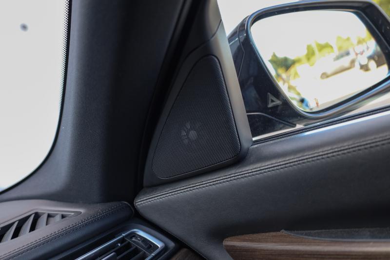BMW - 740 - pic27