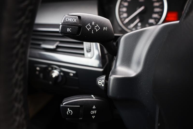 BMW - 523 - pic21