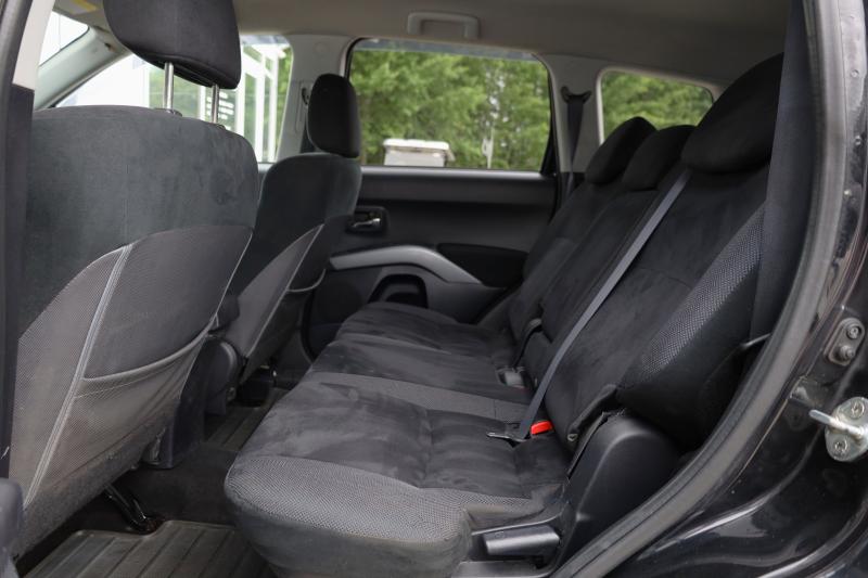 Mitsubishi - Outlander - pic13