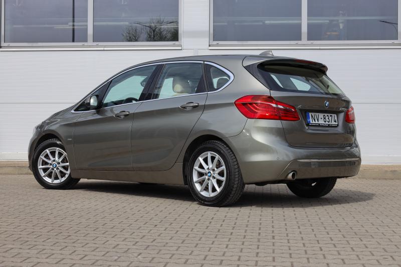 BMW - 218 - pic6
