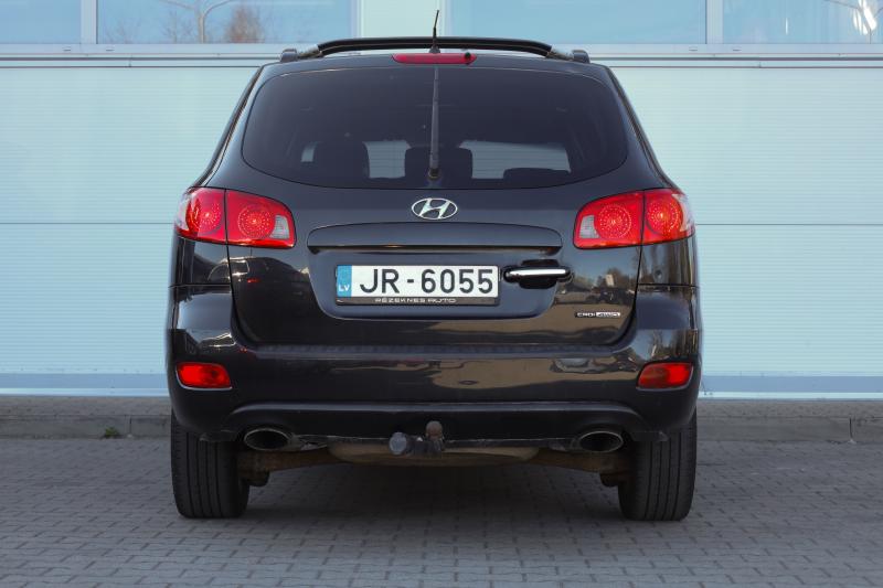 Hyundai - Santa Fe - pic4