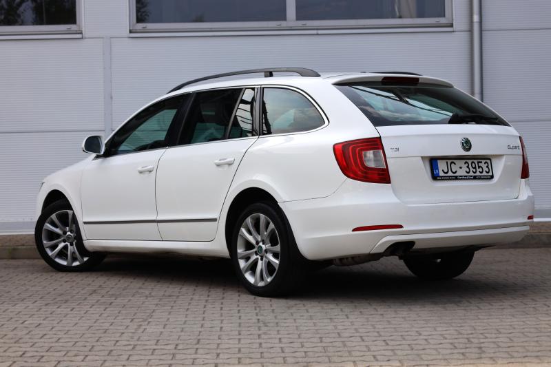 Skoda - Superb - pic4