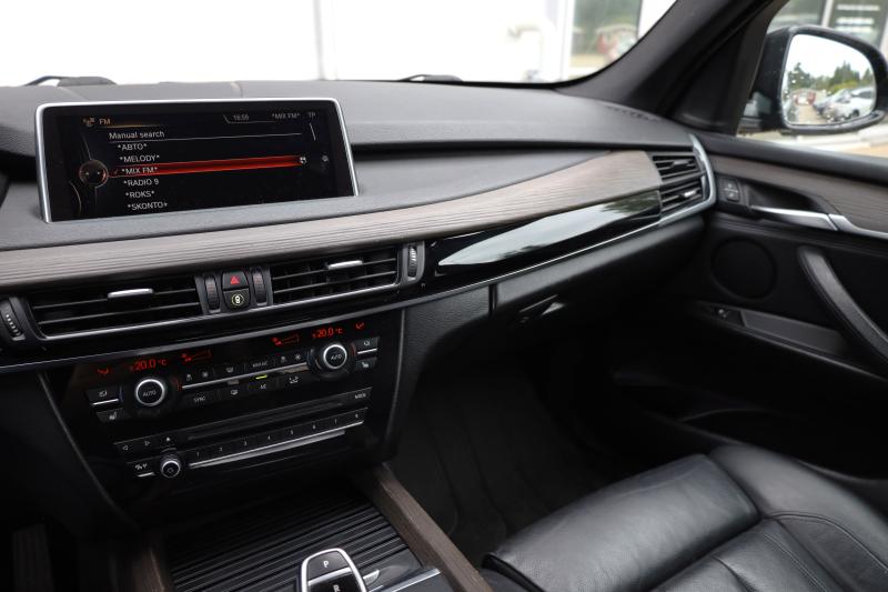 BMW - X5 - pic10