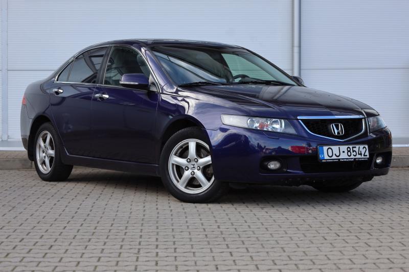 Honda - Accord - pic3