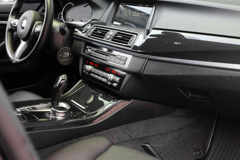 BMW - 520 - pic23