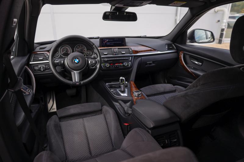 BMW - 330 - pic12