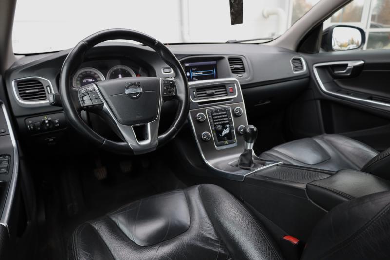 Volvo - V60 - pic9