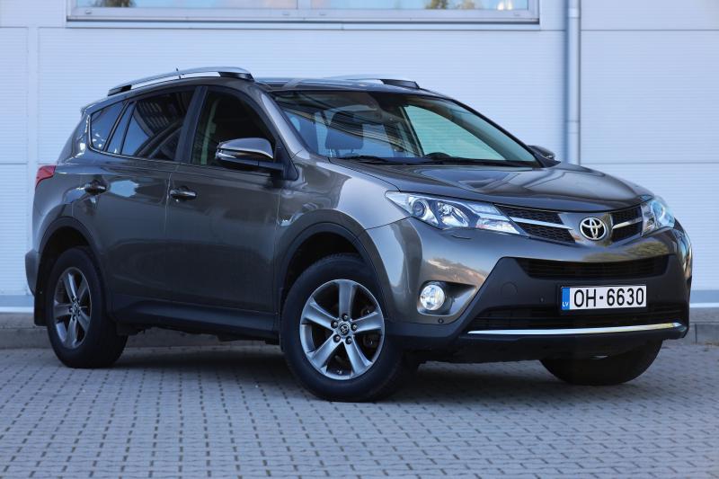 Toyota - RAV4 - pic4