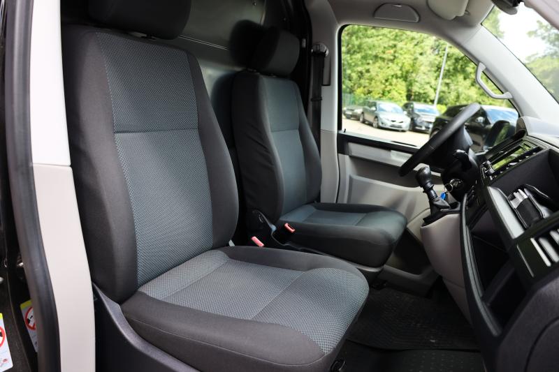 Volkswagen - Transporter - pic11