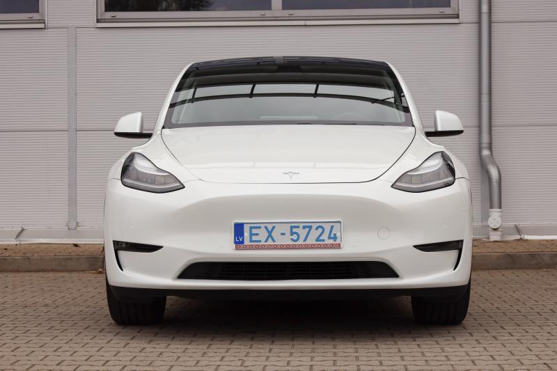 Tesla - Model Y - pic2