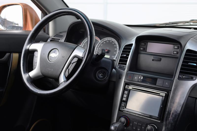 Chevrolet - Captiva - pic10