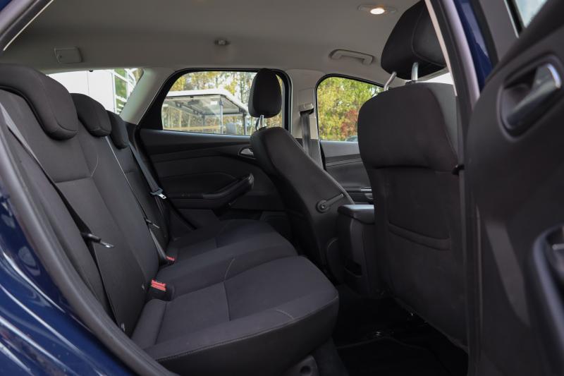 Ford - Focus - pic14