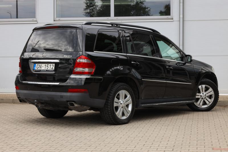 Mercedes-Benz - GL320 - pic6