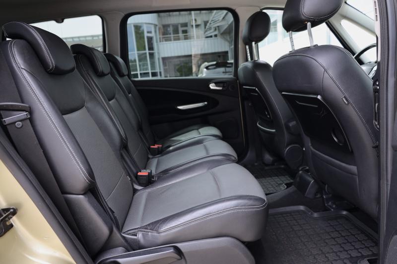 Ford - Galaxy - pic15