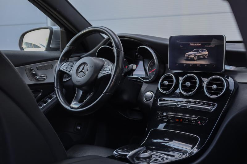 Mercedes-Benz - C350 - pic22