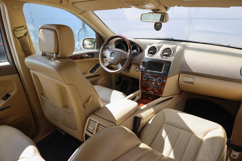 Mercedes-Benz - ML320 - pic19