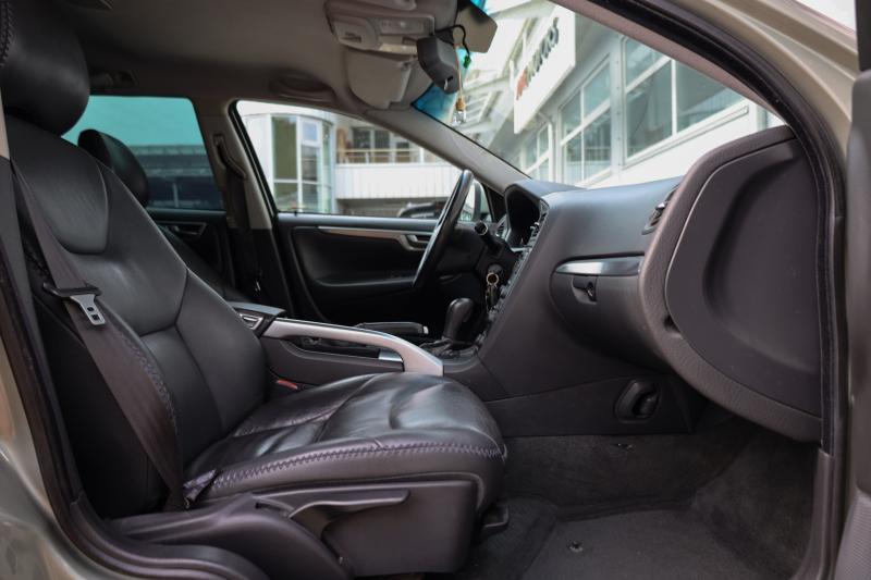 Volvo - XC70 - pic14