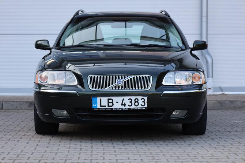 Volvo - V70 - pic3