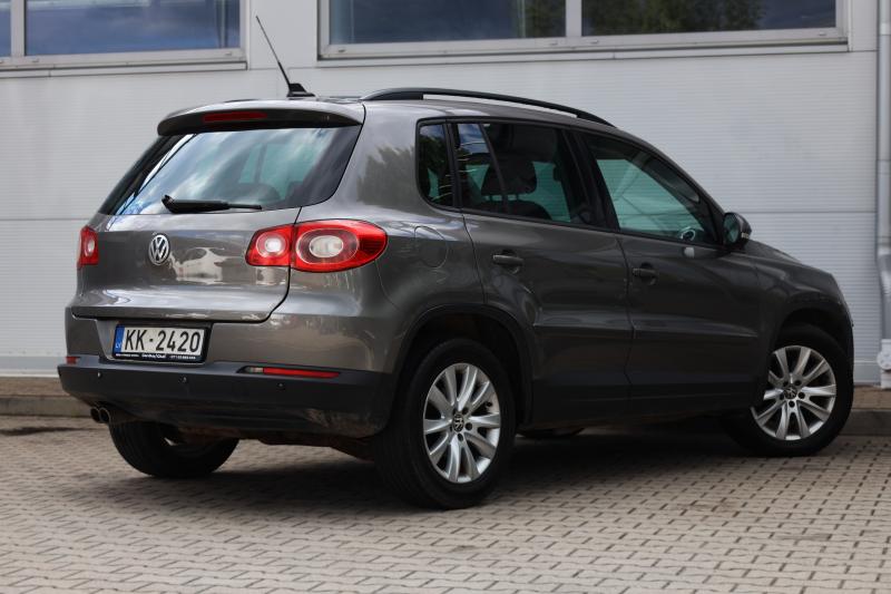 Volkswagen - Tiguan - pic5