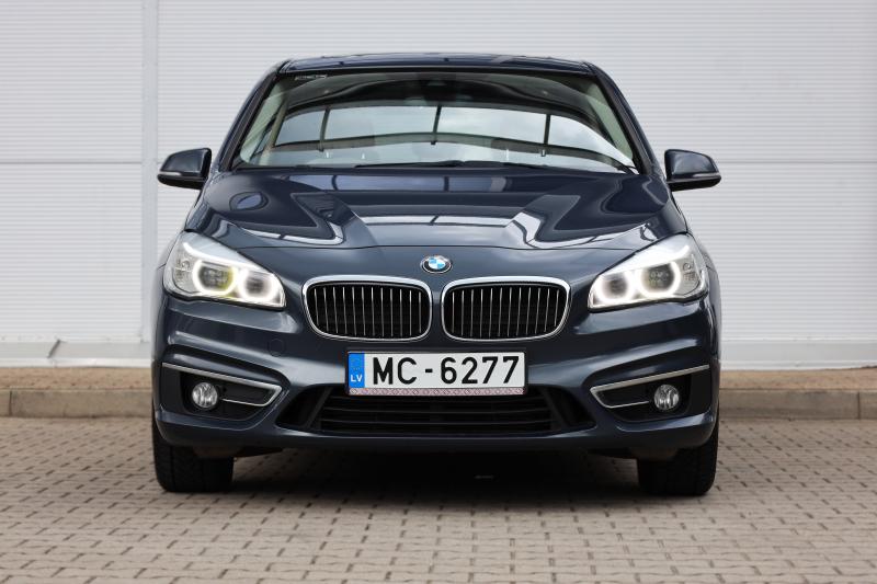 BMW - 218 - pic2