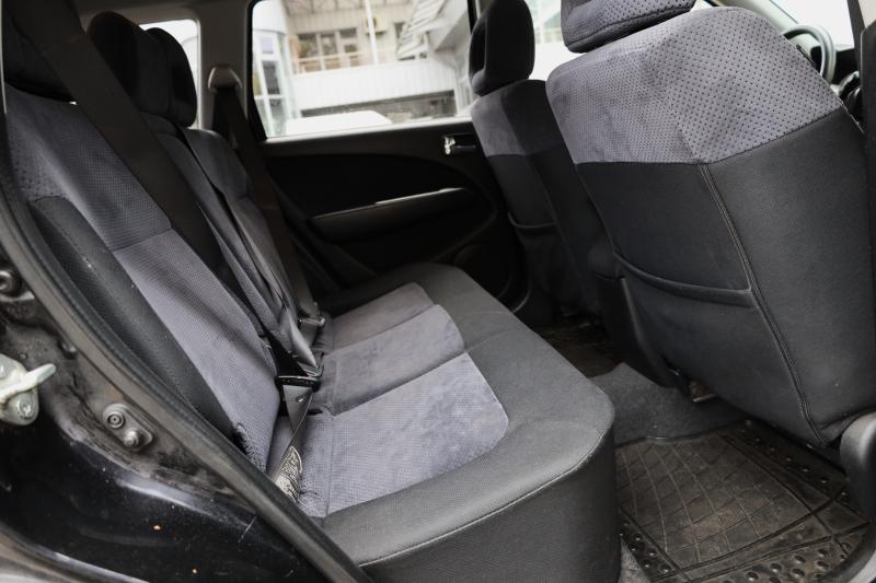 Mitsubishi - Outlander - pic13