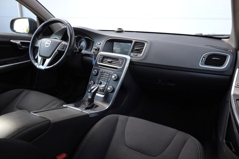 Volvo - V60 - pic11