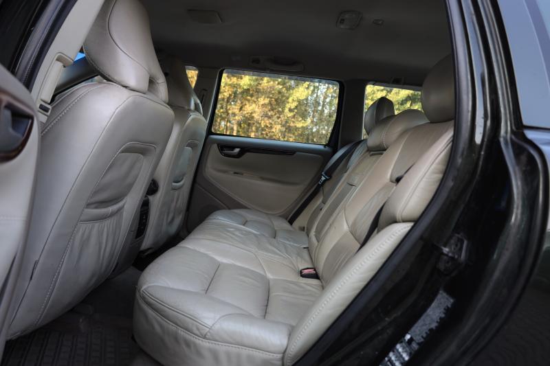 Volvo - V70 - pic13