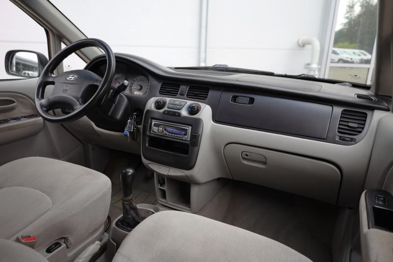 Hyundai - Trajet - pic8