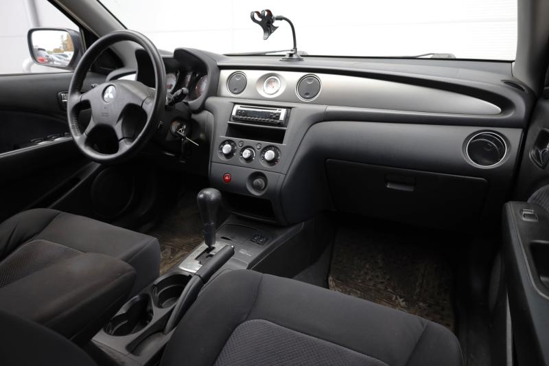 Mitsubishi - Outlander - pic9