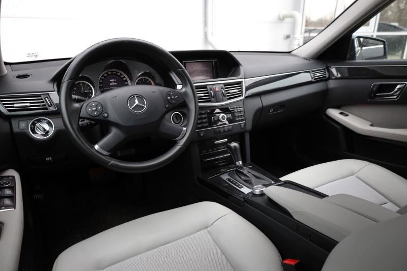 Mercedes-Benz - E200 - pic8