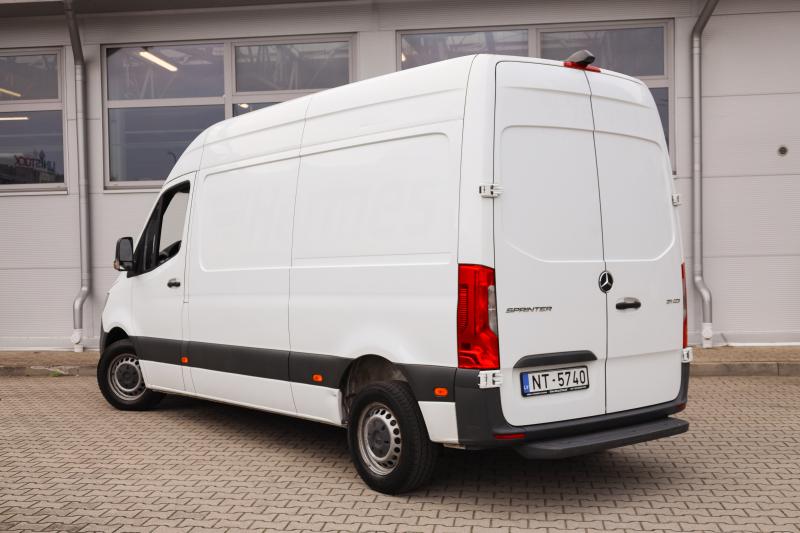 Mercedes-Benz - Sprinter - pic3