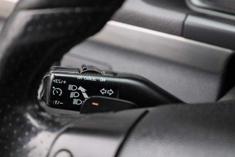 Volkswagen - Touran - pic18