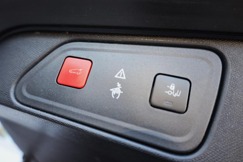Peugeot - 3008 - pic25
