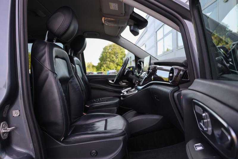 Mercedes-Benz - V250 - pic18