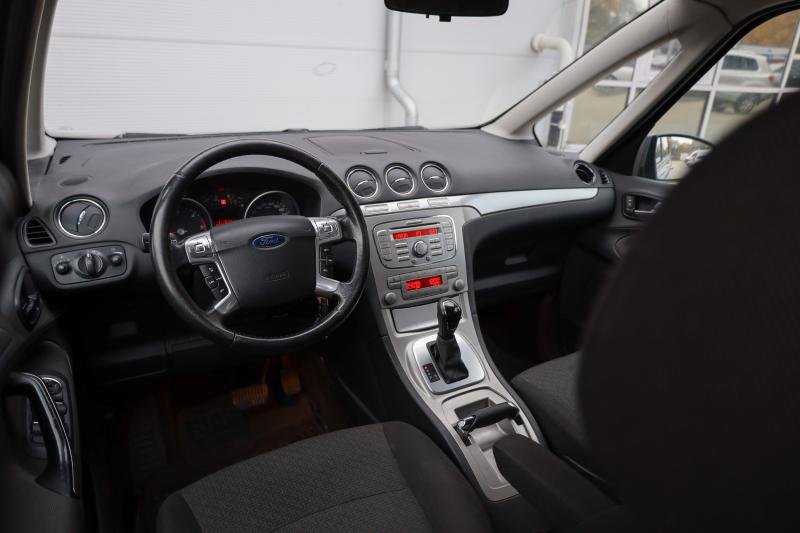 Ford - Galaxy - pic7