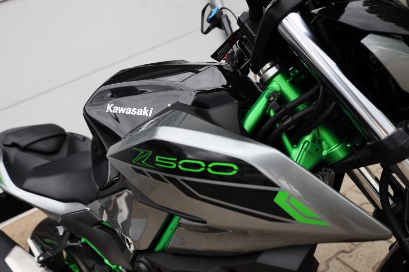 Kawasaki - Z - pic7