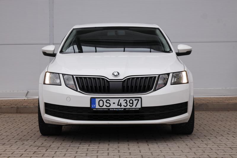 Skoda - Octavia - pic2