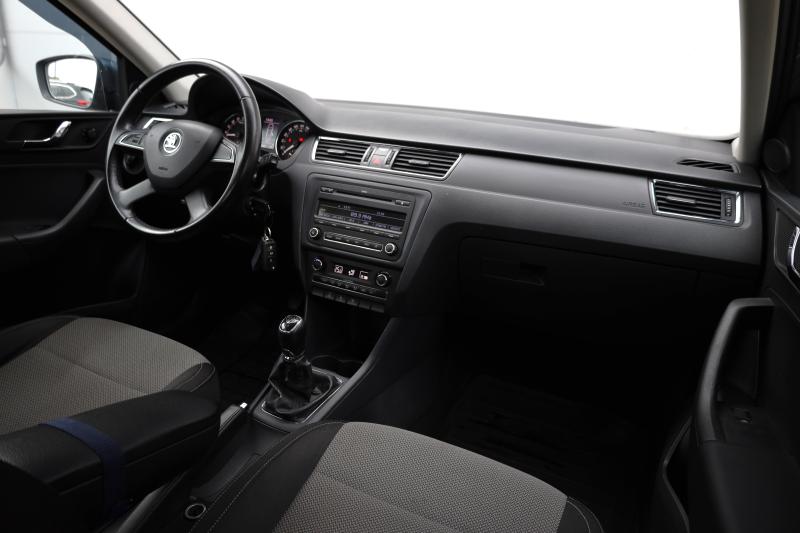 Skoda - Rapid - pic9