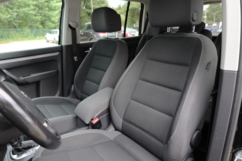 Volkswagen - Touran - pic13
