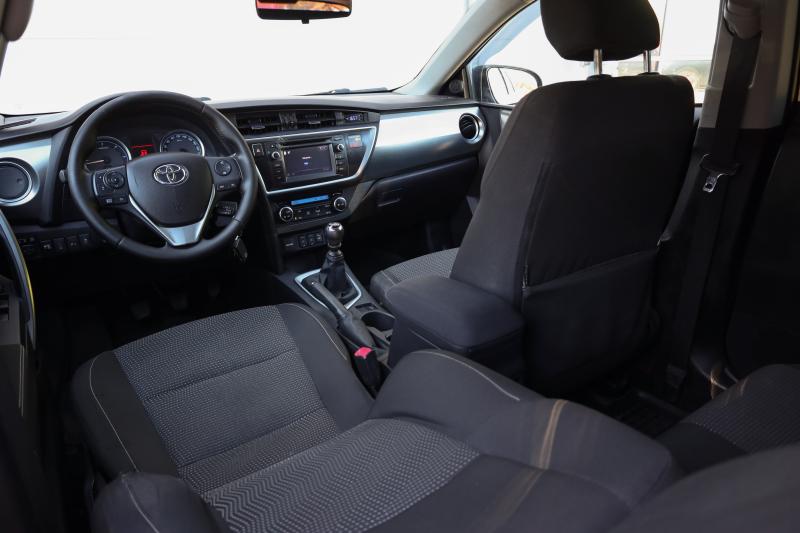 Toyota - Auris - pic9