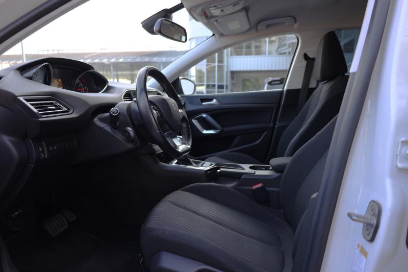 Peugeot - 308 - pic10